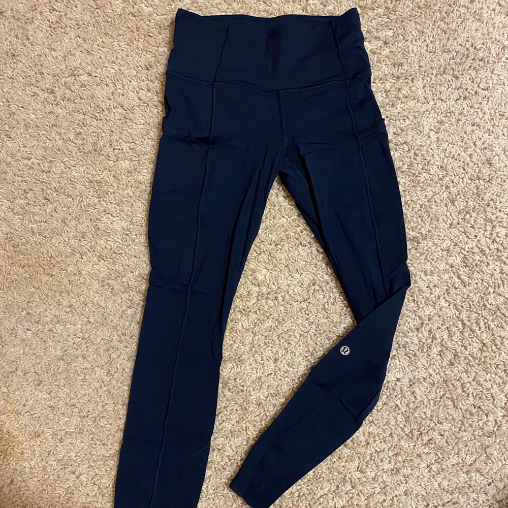 Lululemon size 4 fast n free tights